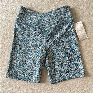 Sage Floral Women's Shorts